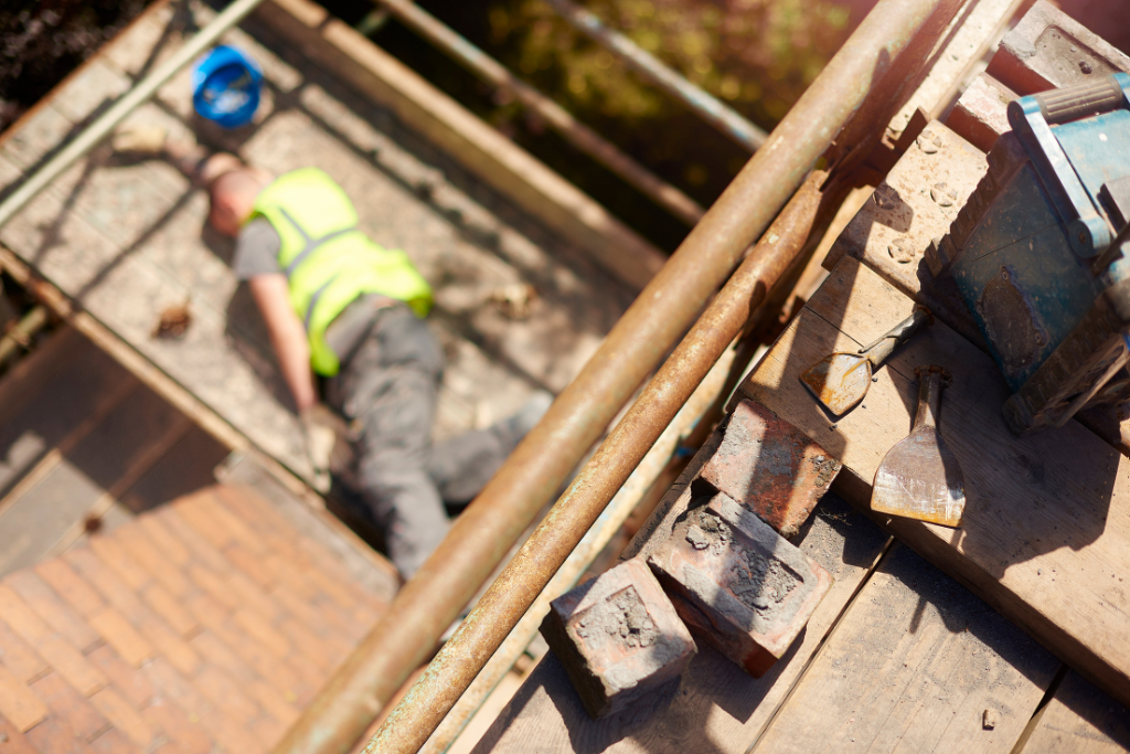 Réussir ses chantiers en couverture : organisation, choix des matériaux et gestion des risques