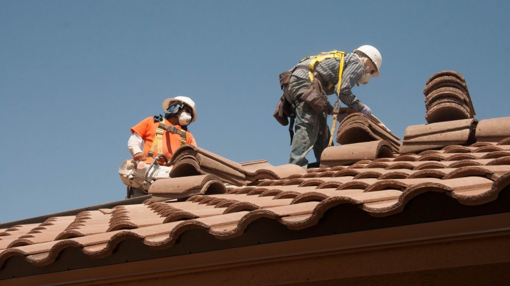 Ligne de vie sur toiture : préparer les interventions de maintenance