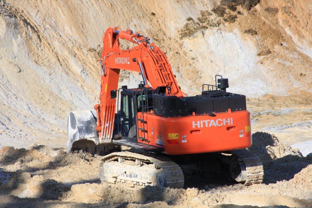 Formation CACES® R482 : formez vos conducteurs d'engins de chantier avec ITBS Formation
